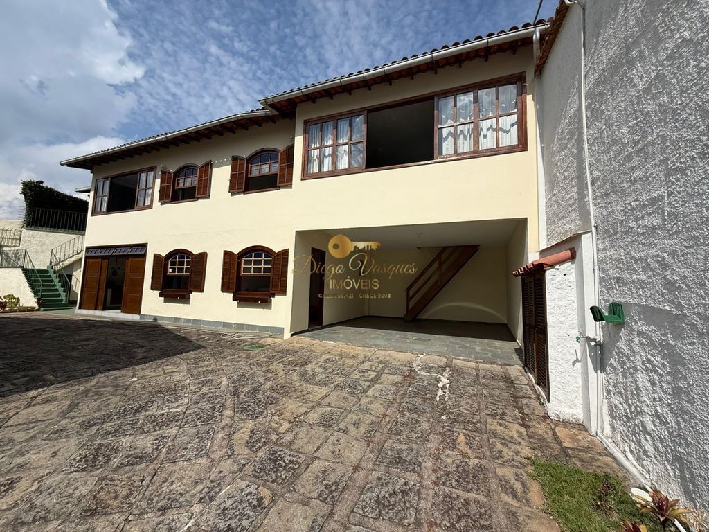 Casa à venda com 11 quartos, 1400m² - Foto 11