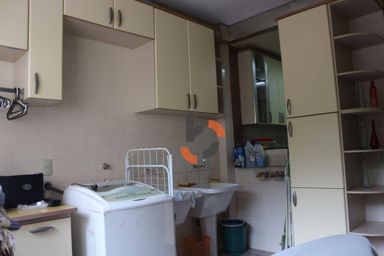 Apartamento à venda com 4 quartos, 328m² - Foto 27