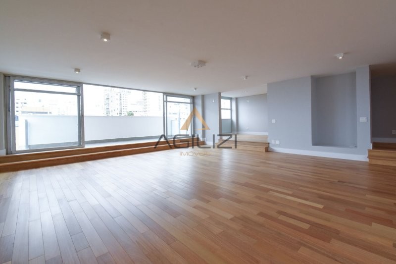 Apartamento à venda com 3 quartos, 306m² - Foto 1