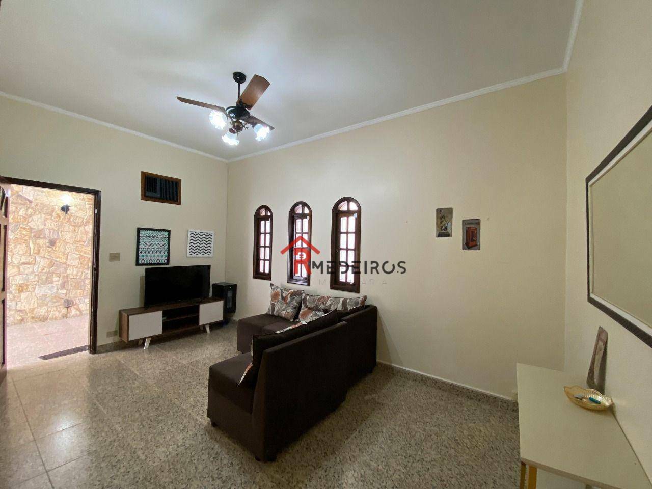 Casa à venda com 2 quartos, 198M2 - Foto 4