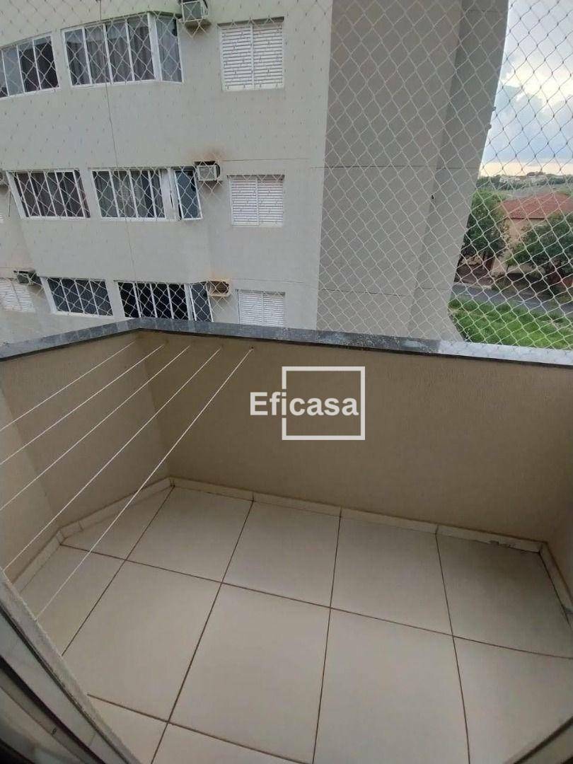 Apartamento à venda com 2 quartos, 70m² - Foto 7