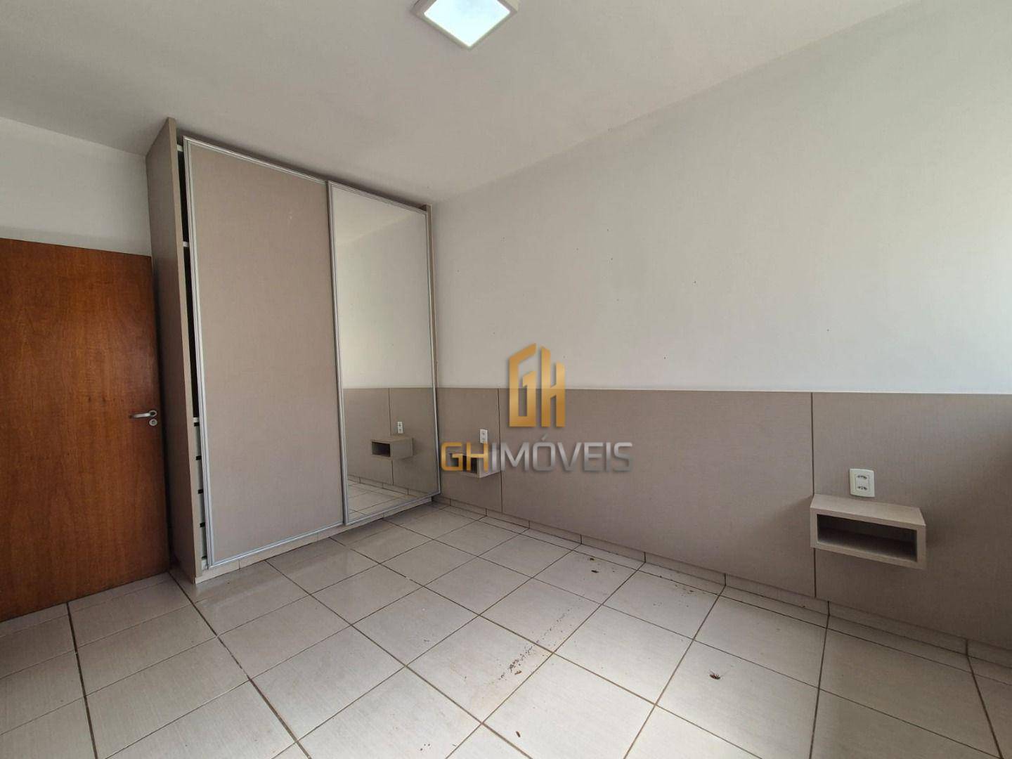 Casa à venda com 3 quartos, 134m² - Foto 2