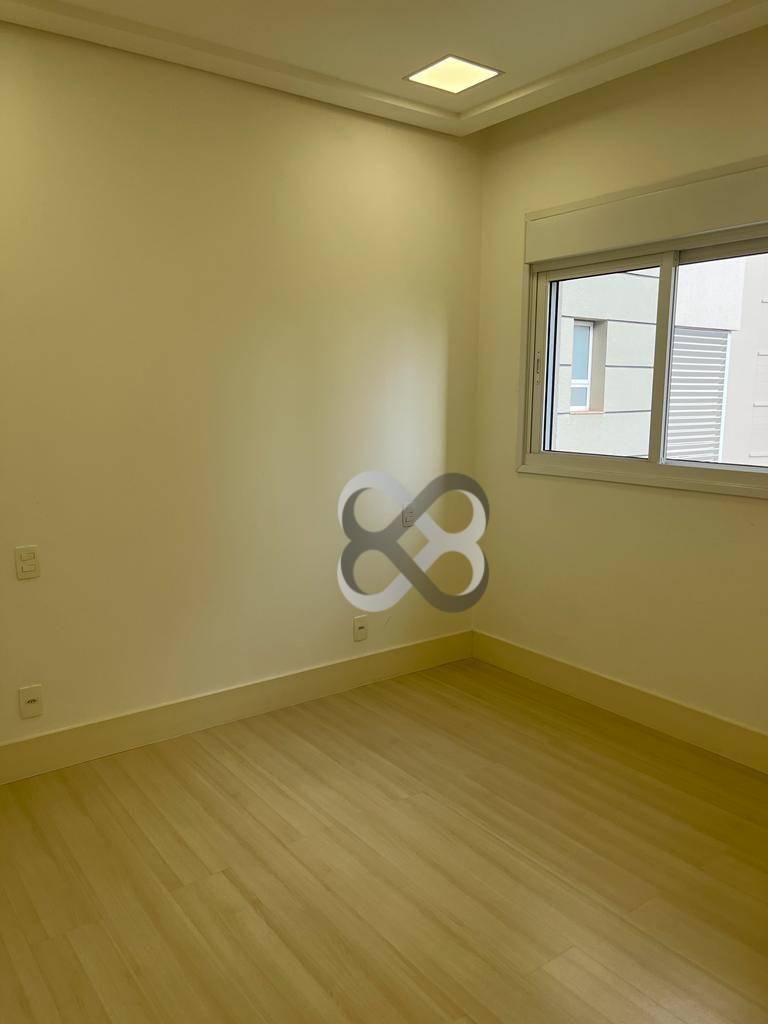 Apartamento para alugar com 3 quartos, 200m² - Foto 35