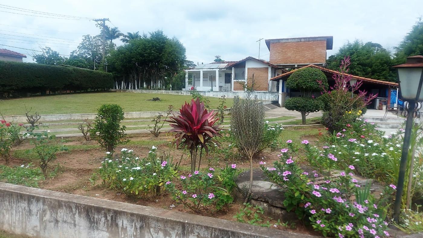 Fazenda à venda com 2 quartos, 189m² - Foto 2