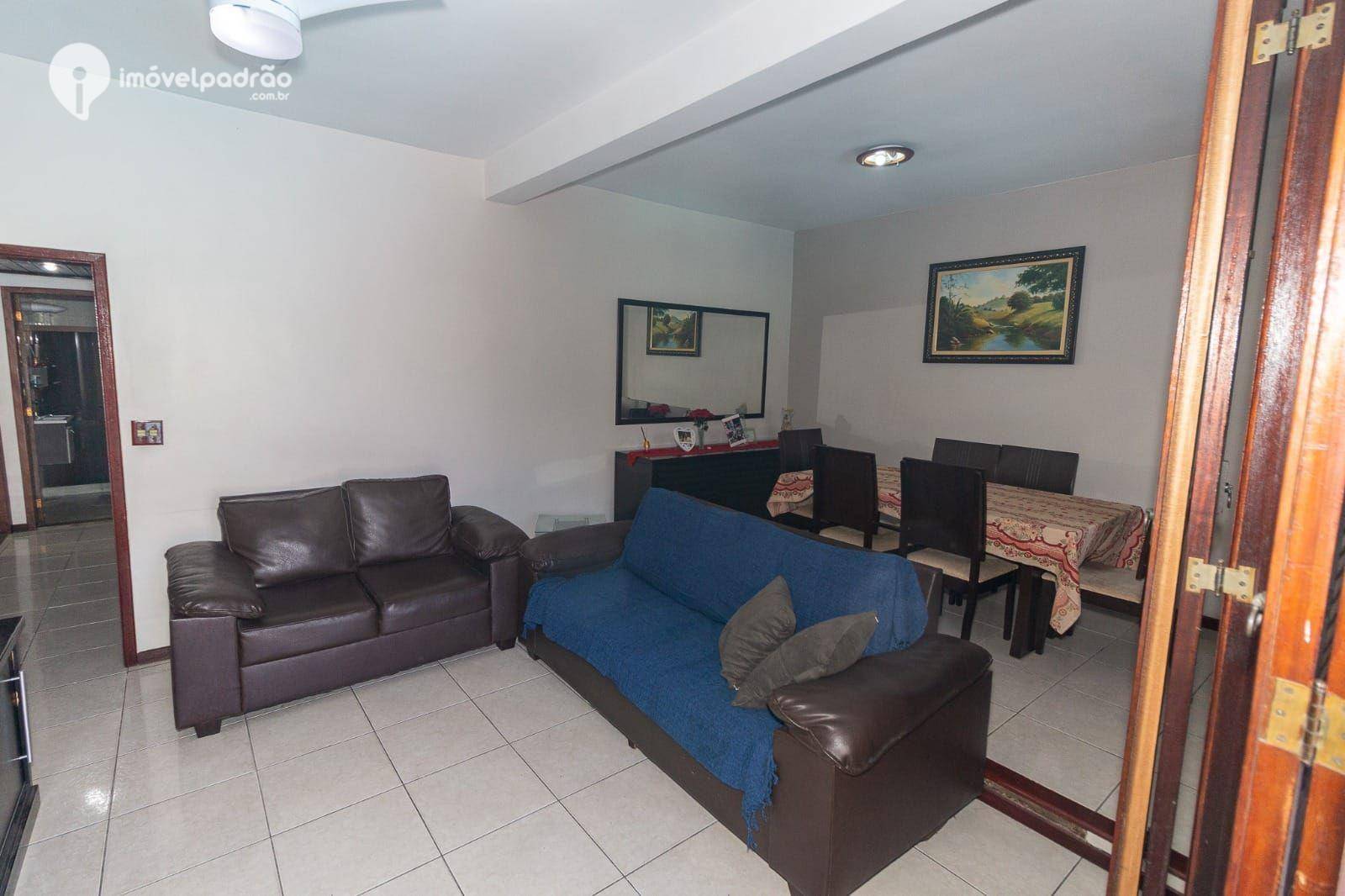 Casa à venda com 4 quartos, 320m² - Foto 20