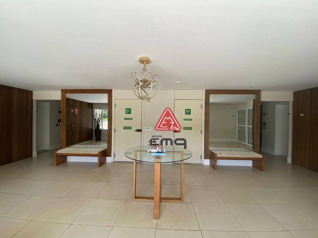 Apartamento à venda com 2 quartos, 61m² - Foto 46