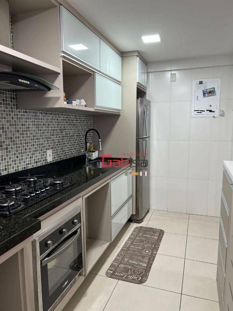 Apartamento à venda com 2 quartos, 198m² - Foto 9