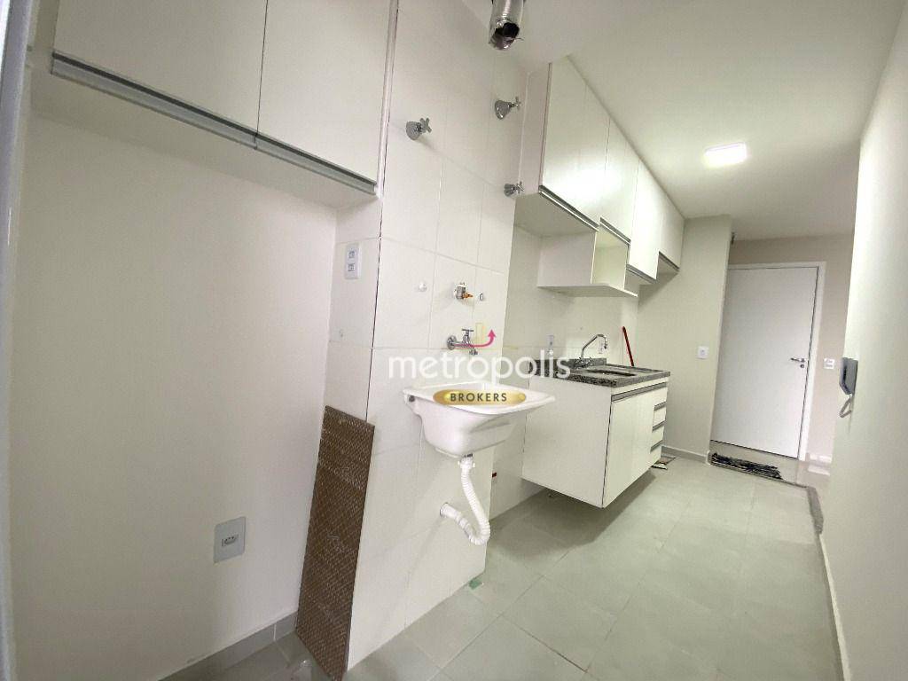 Apartamento para alugar com 2 quartos, 63m² - Foto 13