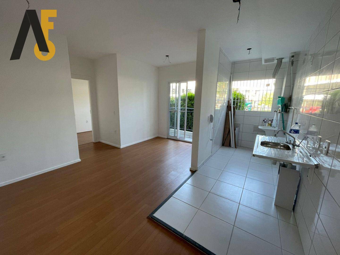 Apartamento à venda com 1 quarto, 44m² - Foto 2