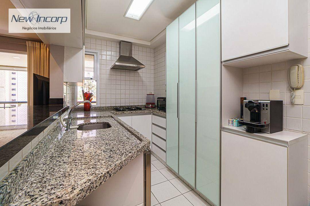 Apartamento à venda e aluguel com 2 quartos, 72m² - Foto 13