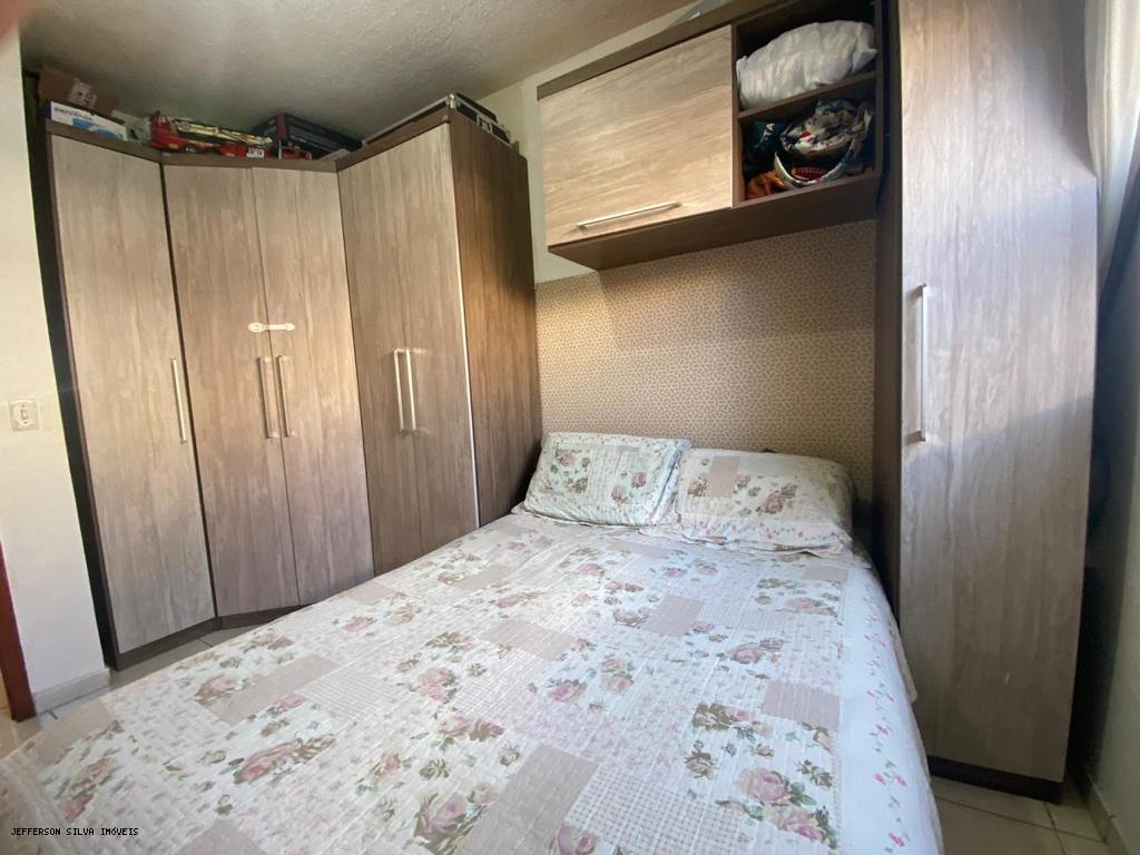 Casa à venda com 2 quartos, 60m² - Foto 13