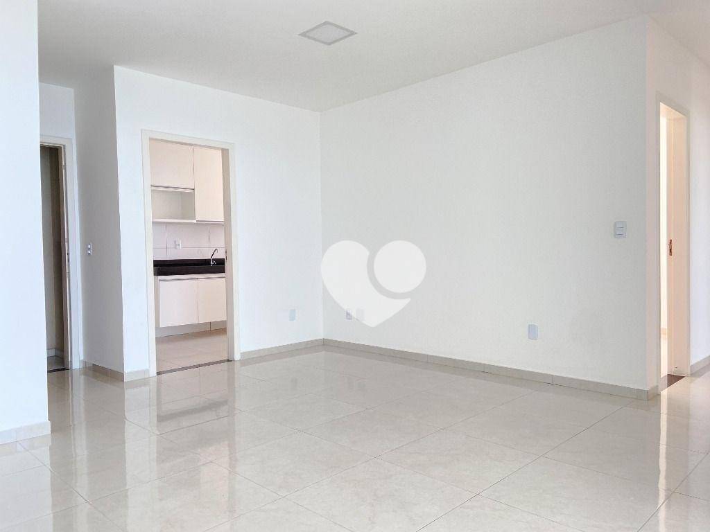 Apartamento para alugar com 3 quartos, 95m² - Foto 8