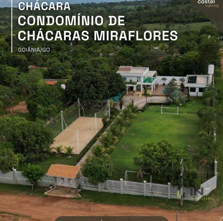 Chácara à venda com 5 quartos, 750m² - Foto 1