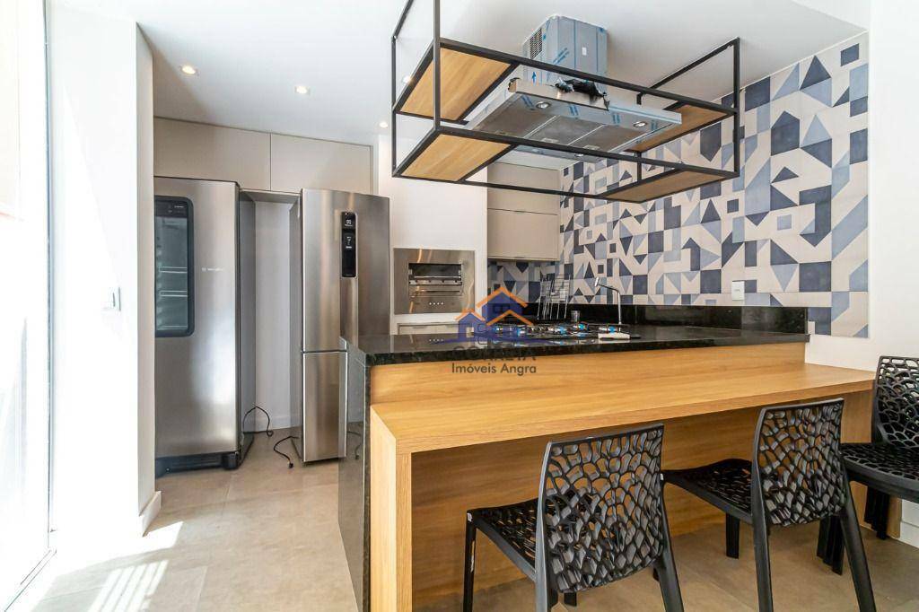 Apartamento à venda com 3 quartos, 237m² - Foto 5