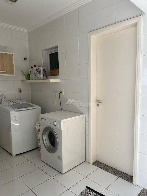 Casa de Condomínio à venda com 4 quartos, 230m² - Foto 18