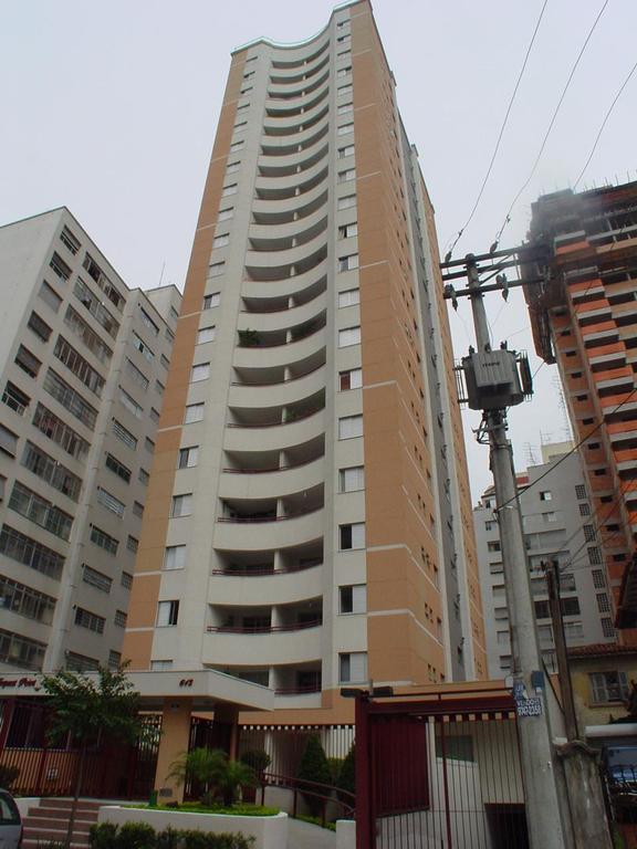 Apartamento à venda com 2 quartos, 68m² - Foto 1