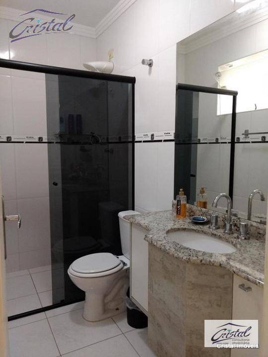 Sobrado à venda com 3 quartos, 180m² - Foto 27