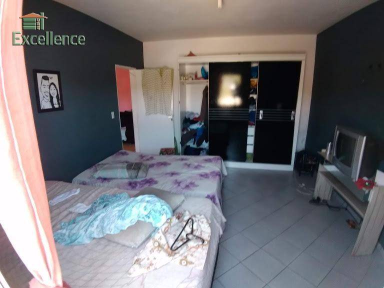 Casa à venda com 3 quartos, 500m² - Foto 3