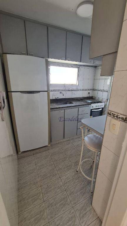 Apartamento à venda com 2 quartos, 60m² - Foto 13