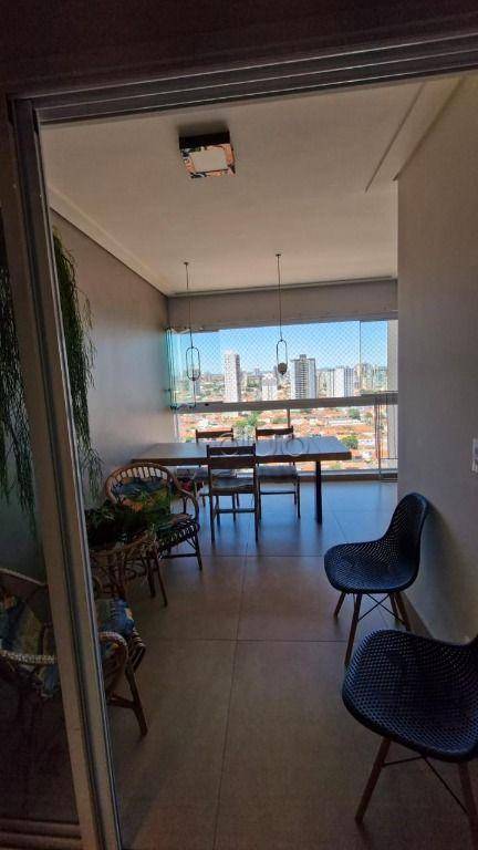 Apartamento para alugar com 3 quartos, 103m² - Foto 5