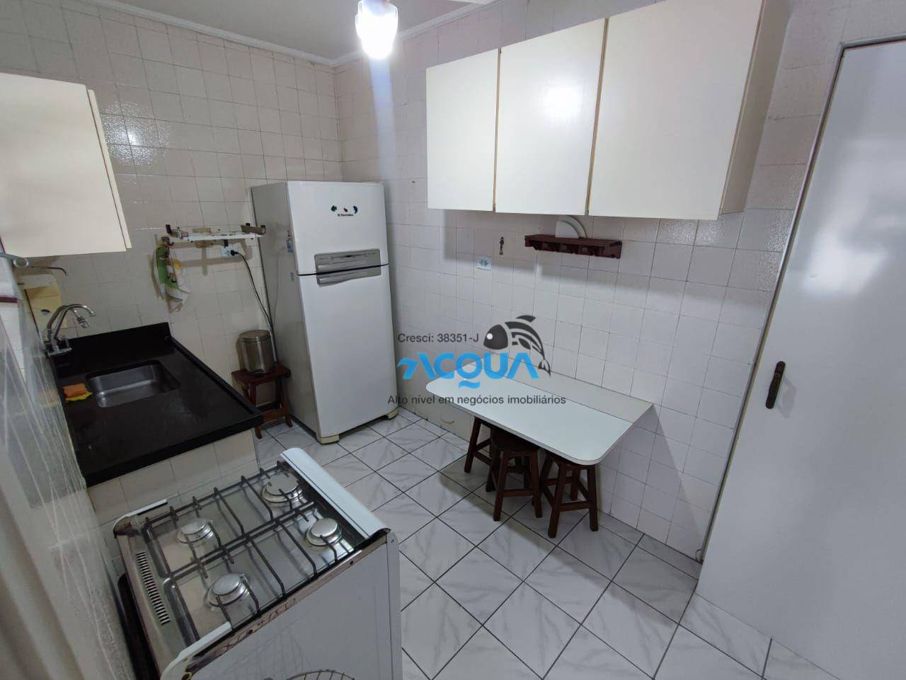 Apartamento à venda com 1 quarto, 50m² - Foto 4