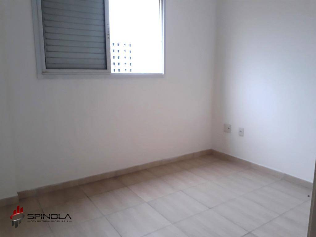 Apartamento à venda com 3 quartos, 105m² - Foto 15