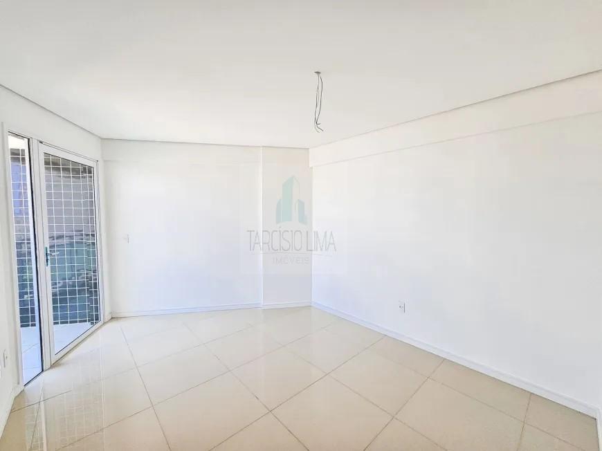 Apartamento à venda com 3 quartos, 123m² - Foto 28