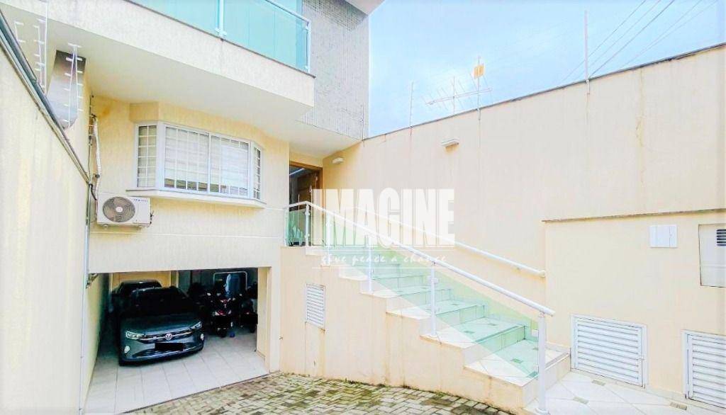 Sobrado à venda com 3 quartos, 125m² - Foto 2