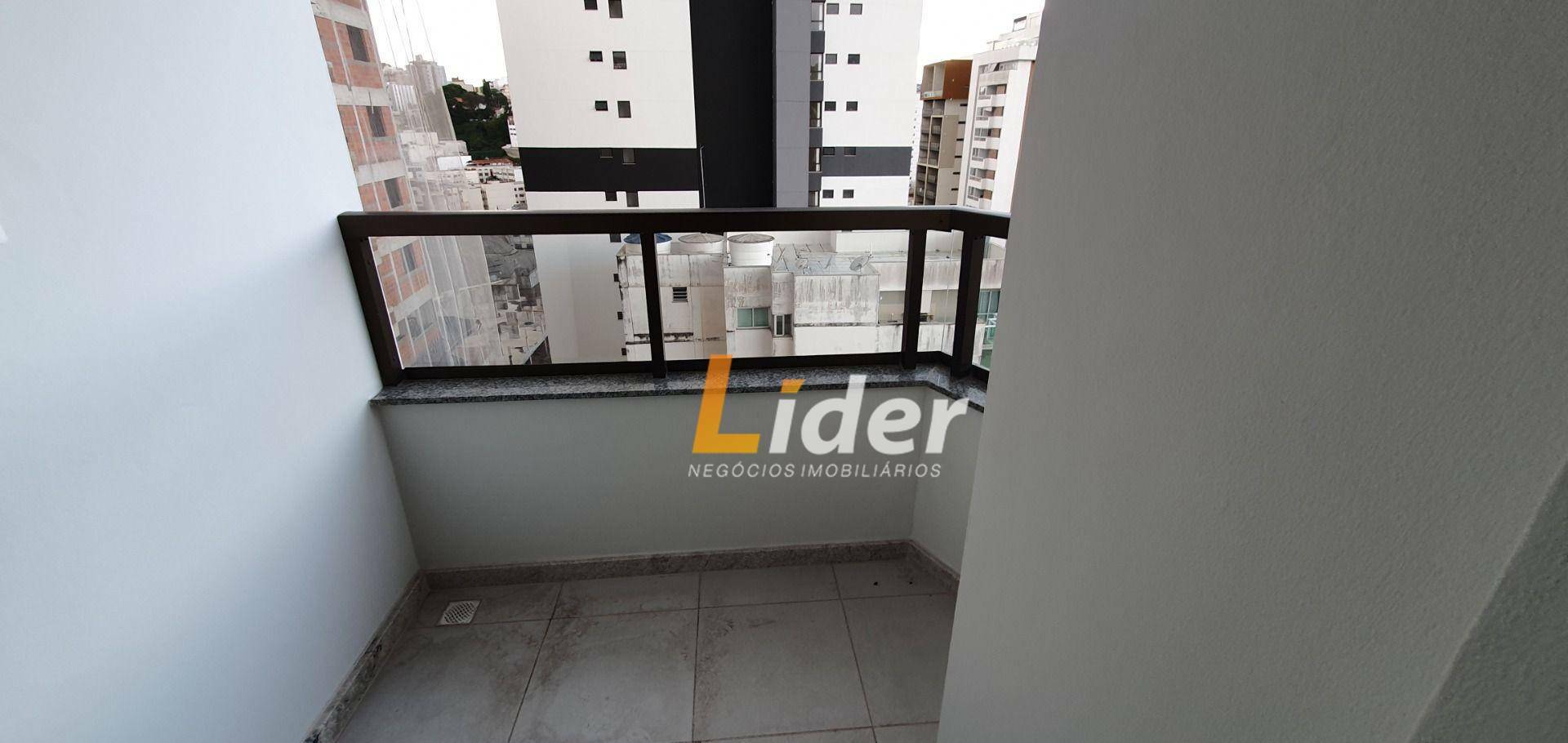 Apartamento à venda com 3 quartos, 112m² - Foto 13