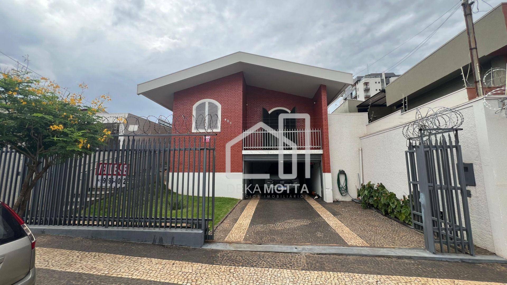 Casa à venda com 3 quartos, 146m² - Foto 1