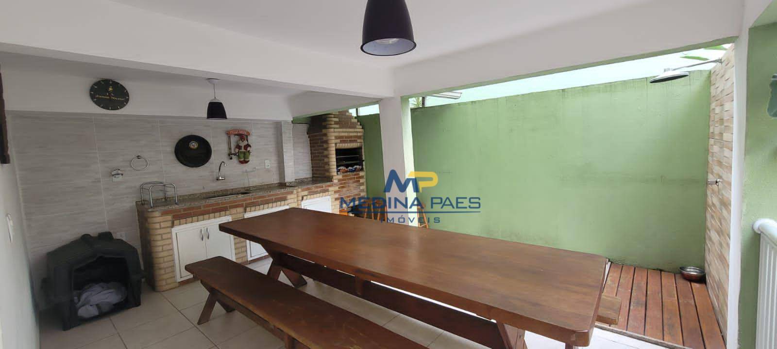 Casa à venda com 2 quartos, 120m² - Foto 11