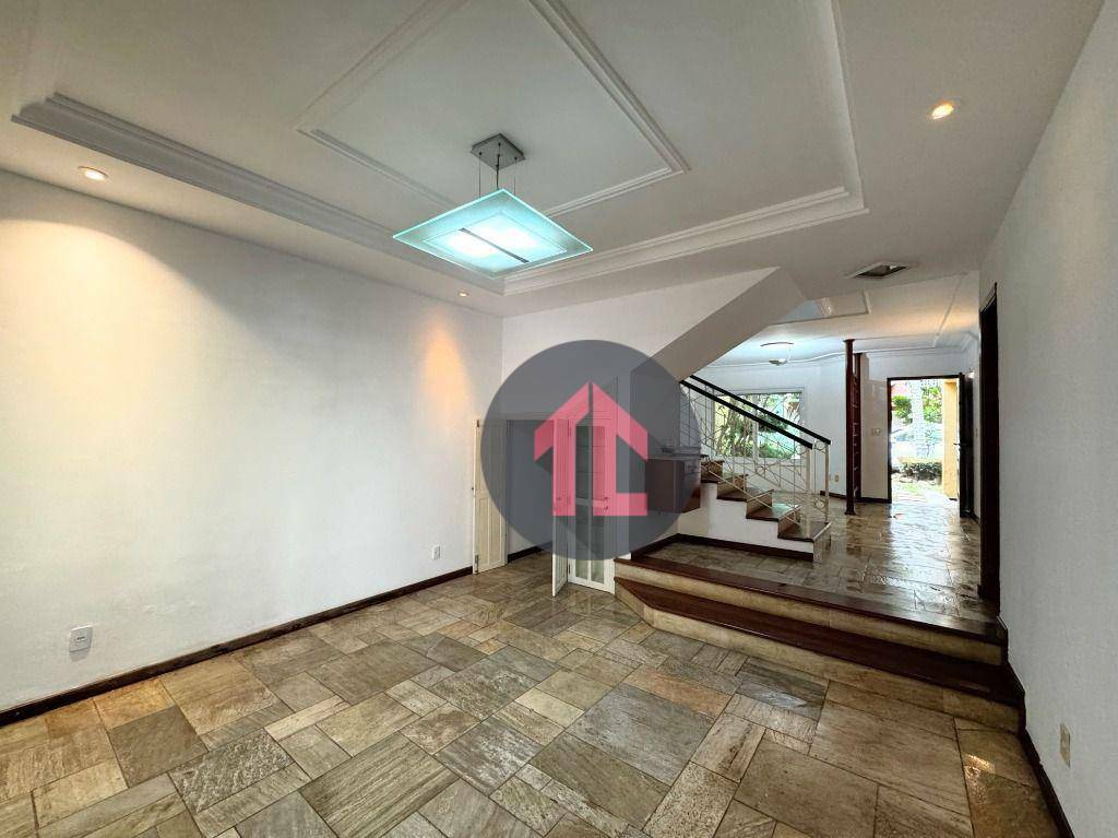 Casa de Condomínio à venda e aluguel com 4 quartos, 321m² - Foto 5