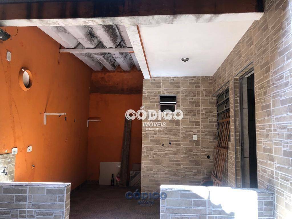 Sobrado à venda com 4 quartos, 200m² - Foto 12