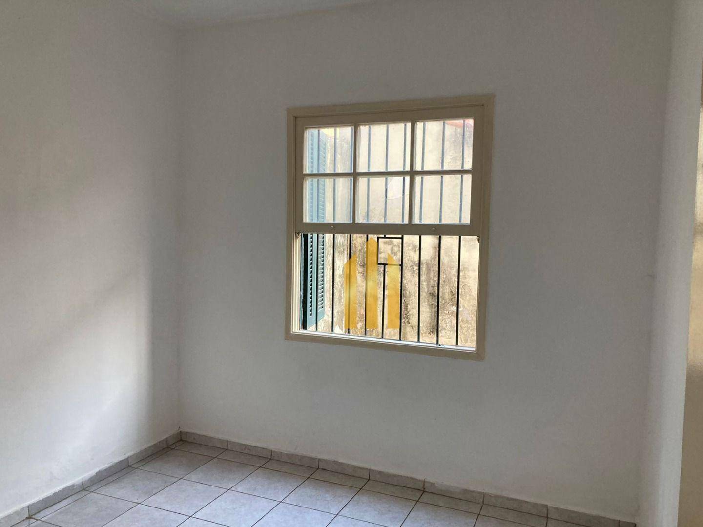 Apartamento para alugar com 3 quartos, 85m² - Foto 4