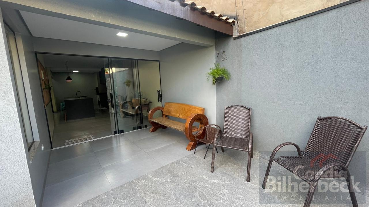 Casa à venda com 3 quartos, 300m² - Foto 7