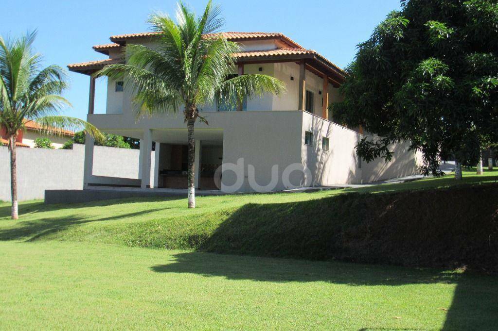 Casa à venda com 3 quartos, 334m² - Foto 2