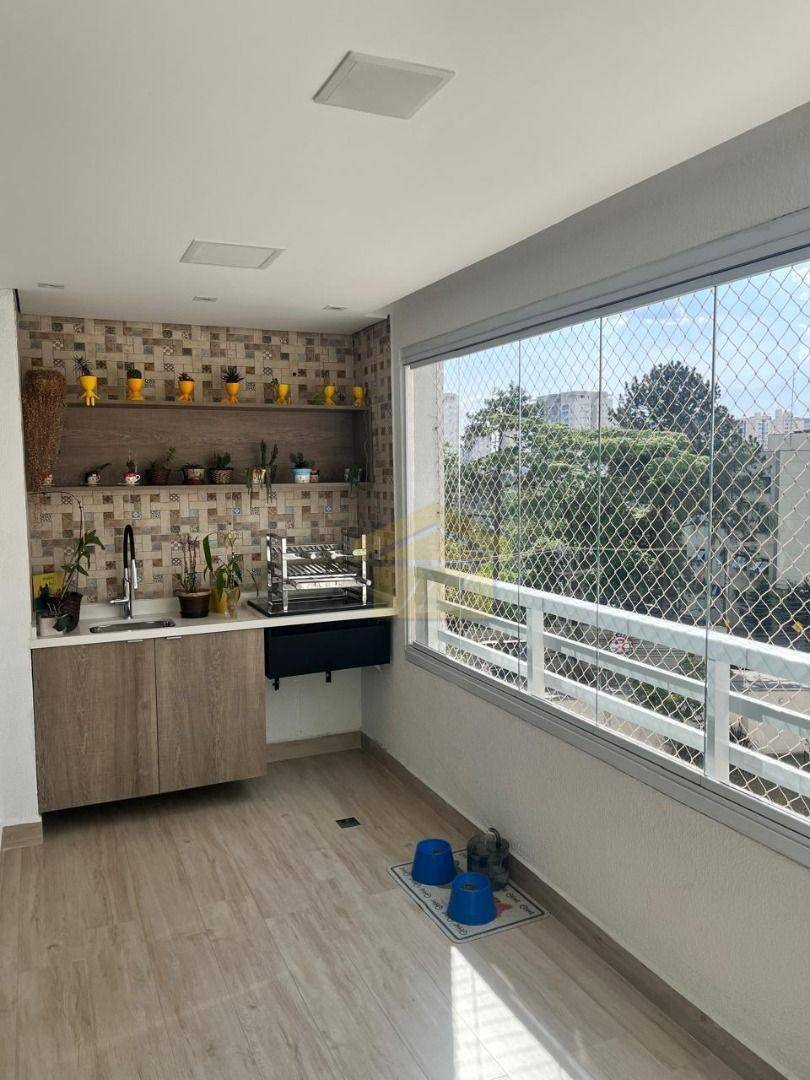 Apartamento à venda com 3 quartos, 105m² - Foto 2