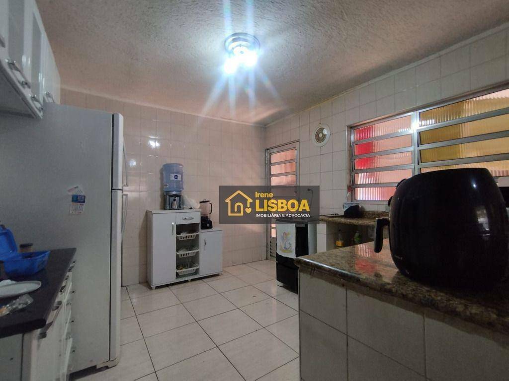 Sobrado à venda com 3 quartos, 149m² - Foto 11