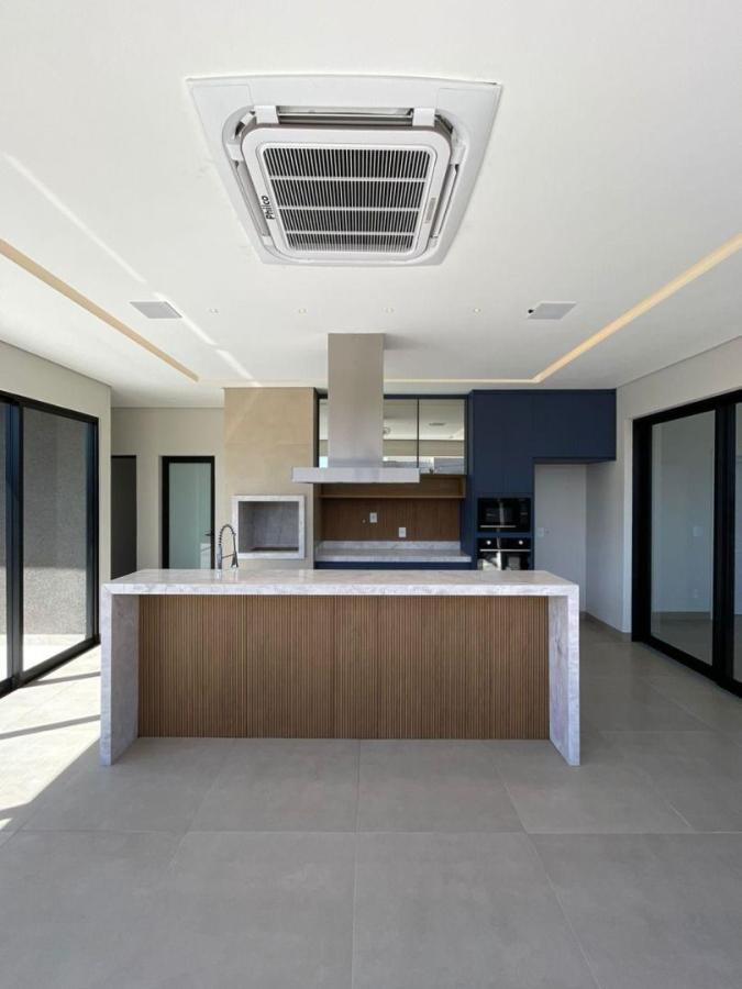Casa à venda com 3 quartos, 223m² - Foto 20