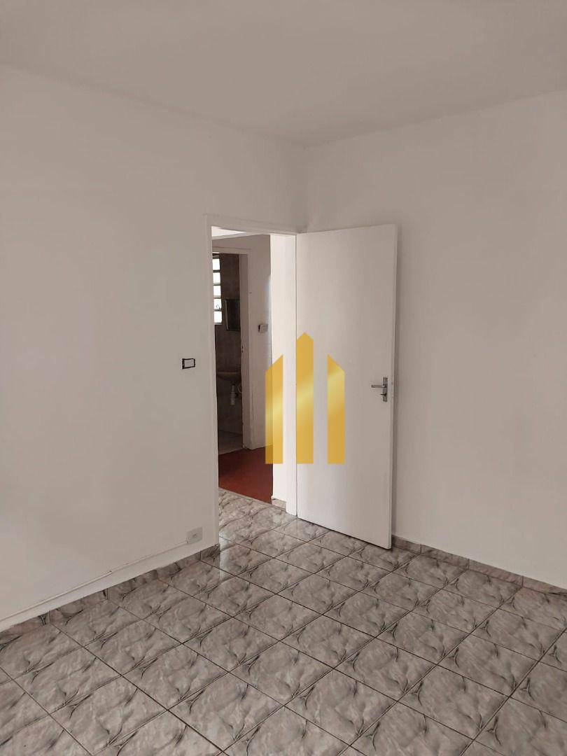 Sobrado à venda e aluguel com 3 quartos, 180m² - Foto 56