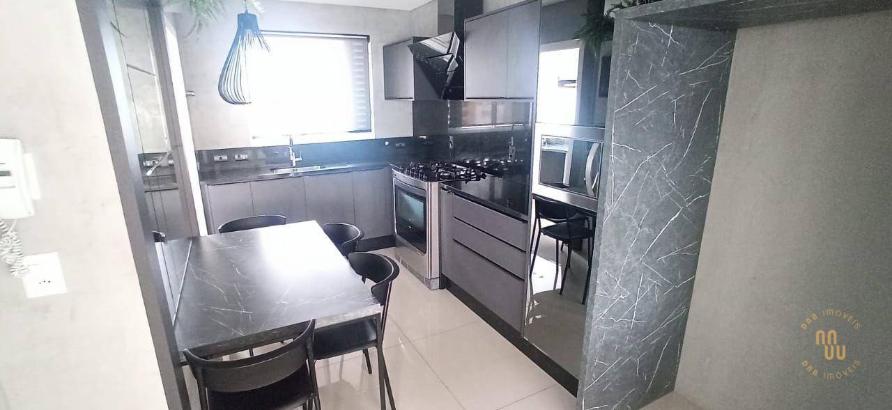 Apartamento à venda com 4 quartos, 167m² - Foto 8