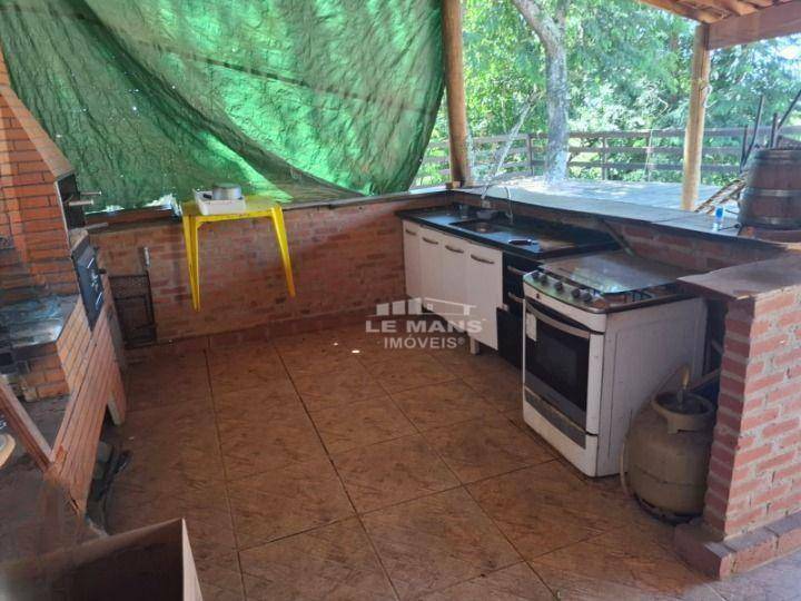 Chácara à venda com 1 quarto, 100m² - Foto 4