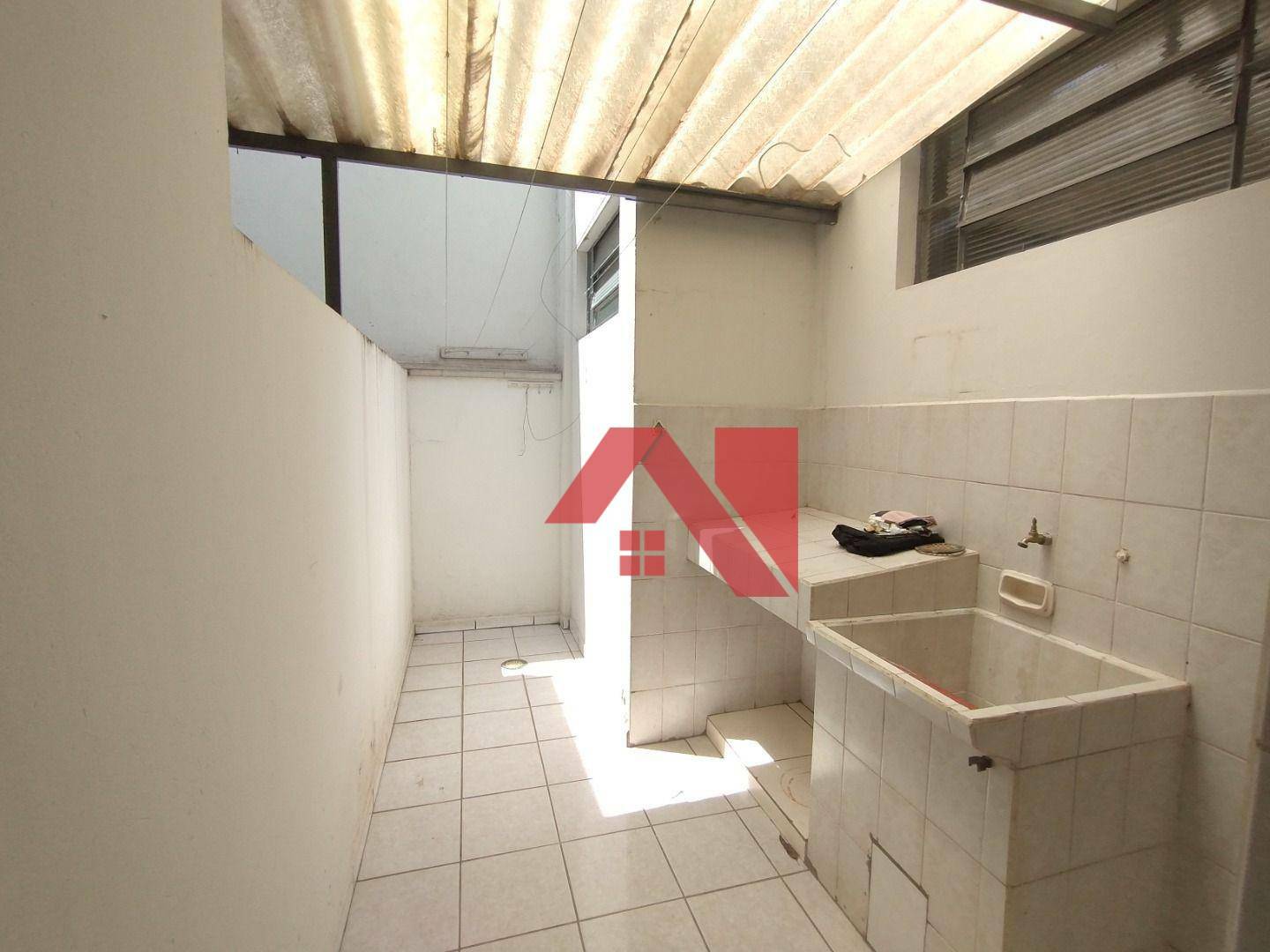 Apartamento para alugar com 3 quartos, 80m² - Foto 10