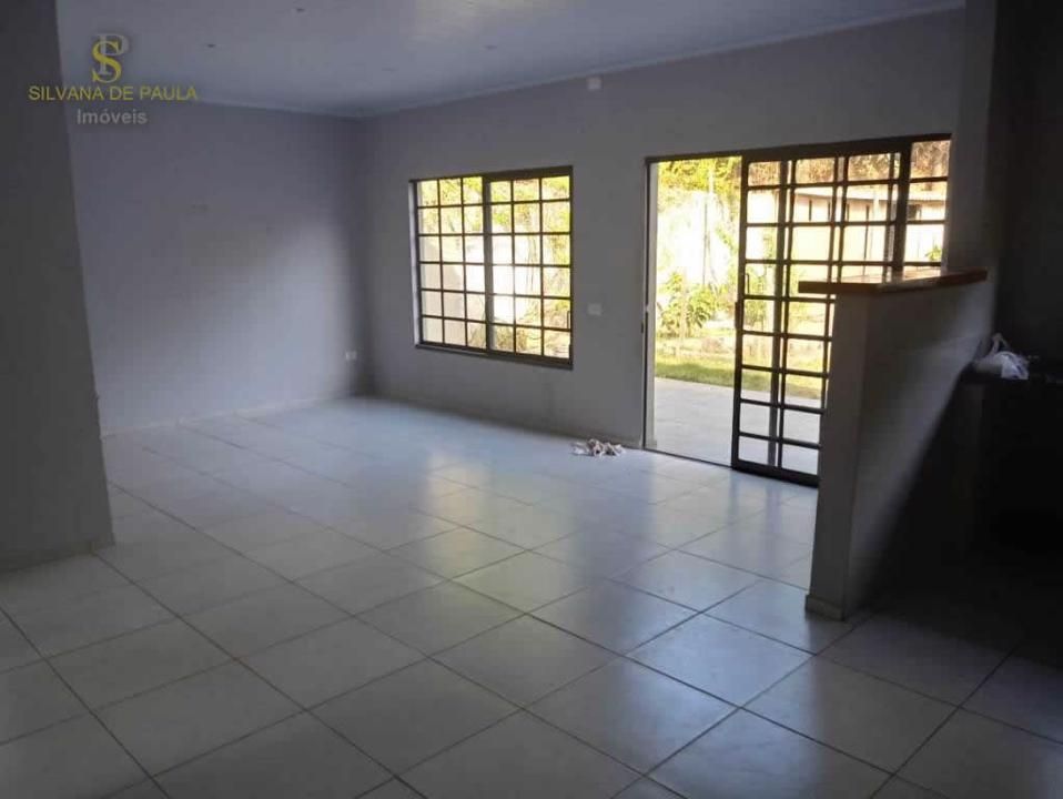 Casa à venda com 3 quartos, 250m² - Foto 18