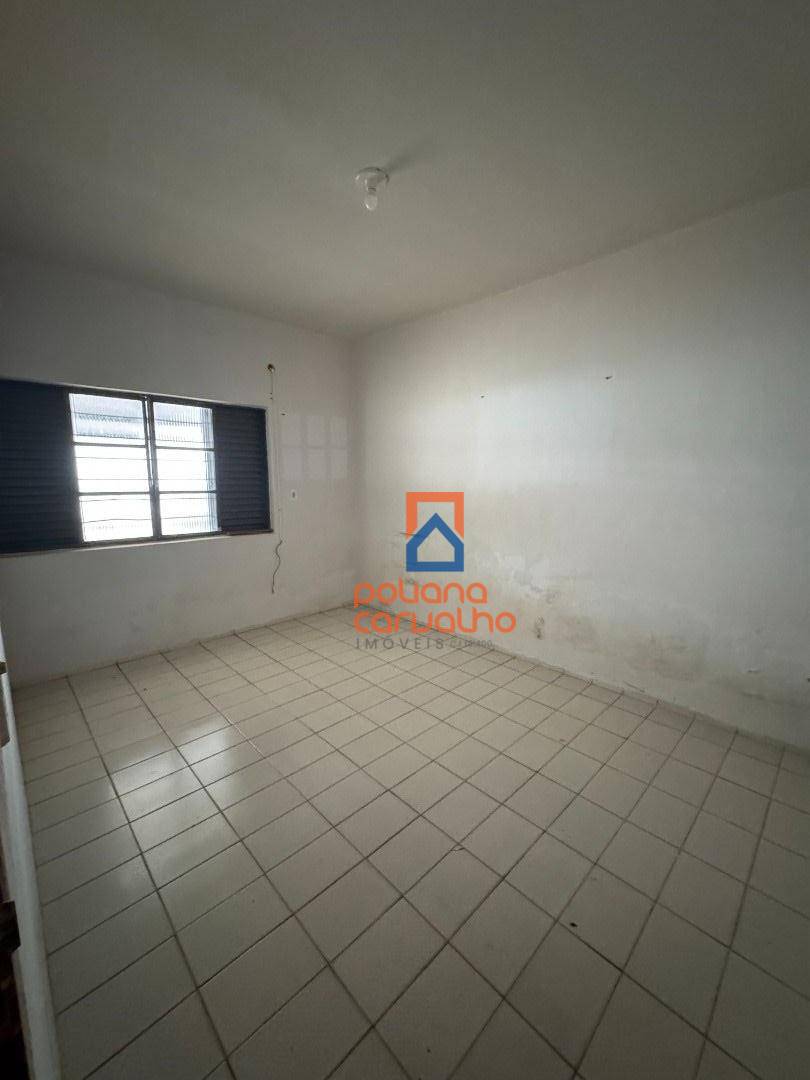 Casa para alugar com 3 quartos, 100m² - Foto 10