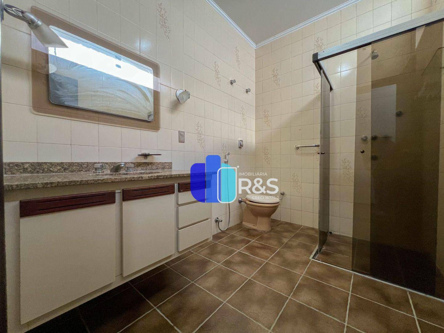 Casa para alugar com 3 quartos, 230m² - Foto 19