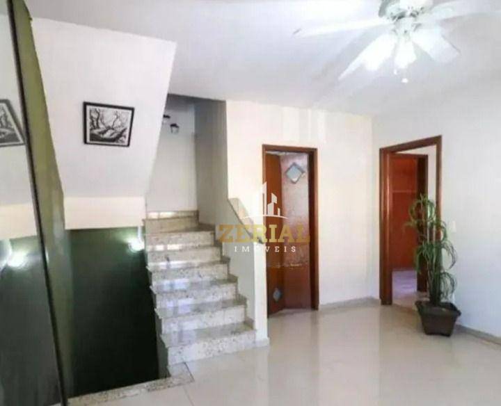 Sobrado à venda com 3 quartos, 120m² - Foto 4