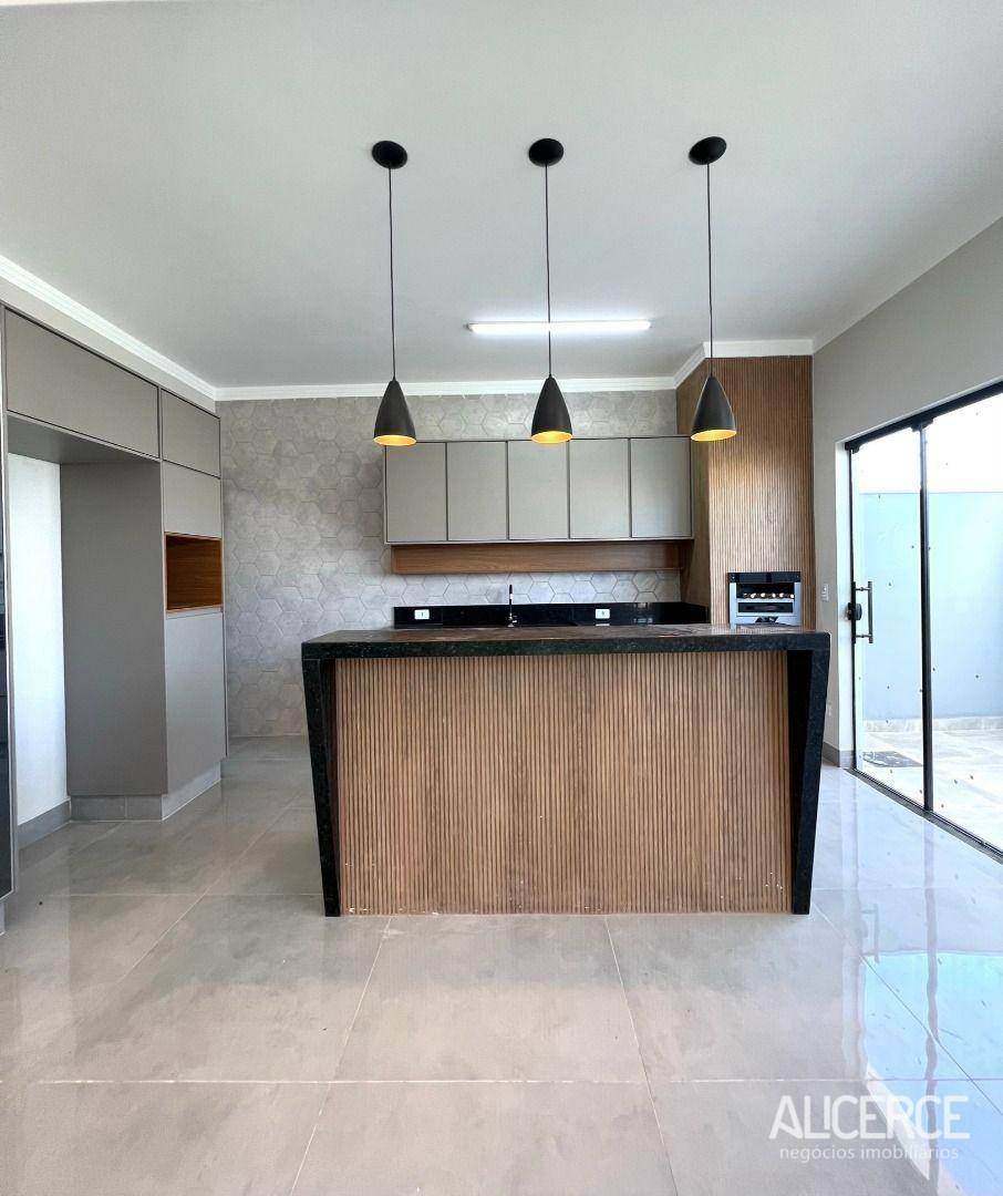 Casa de Condomínio à venda com 3 quartos, 141m² - Foto 3