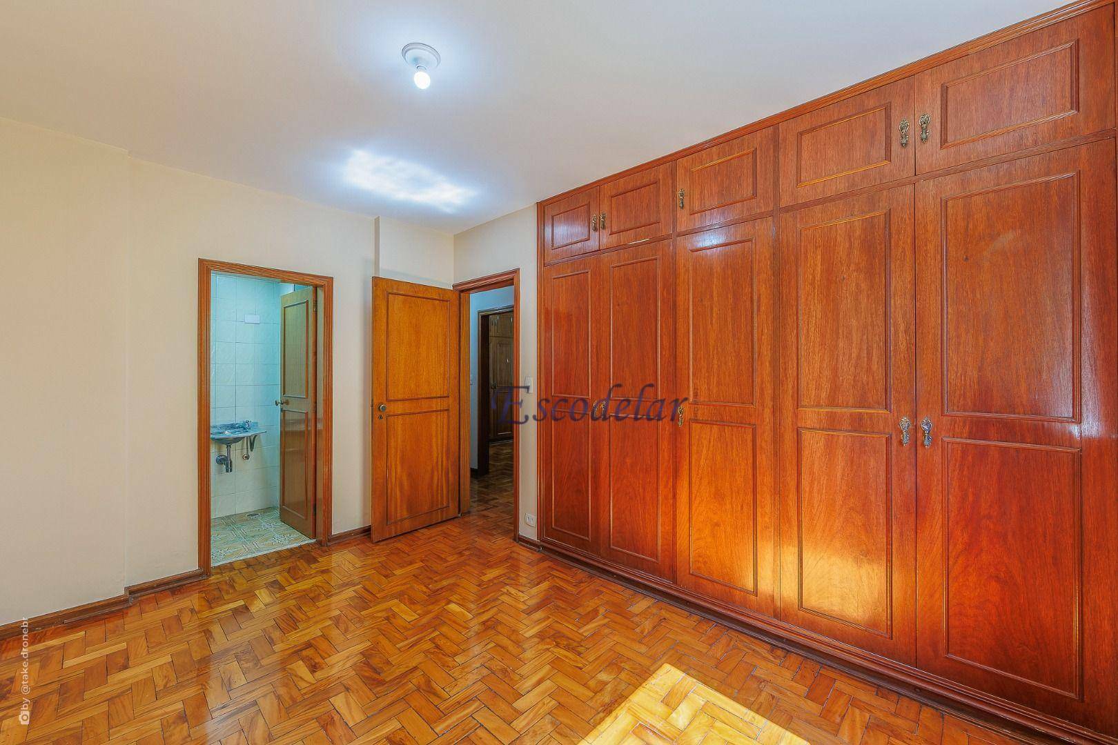 Apartamento à venda com 3 quartos, 125m² - Foto 17