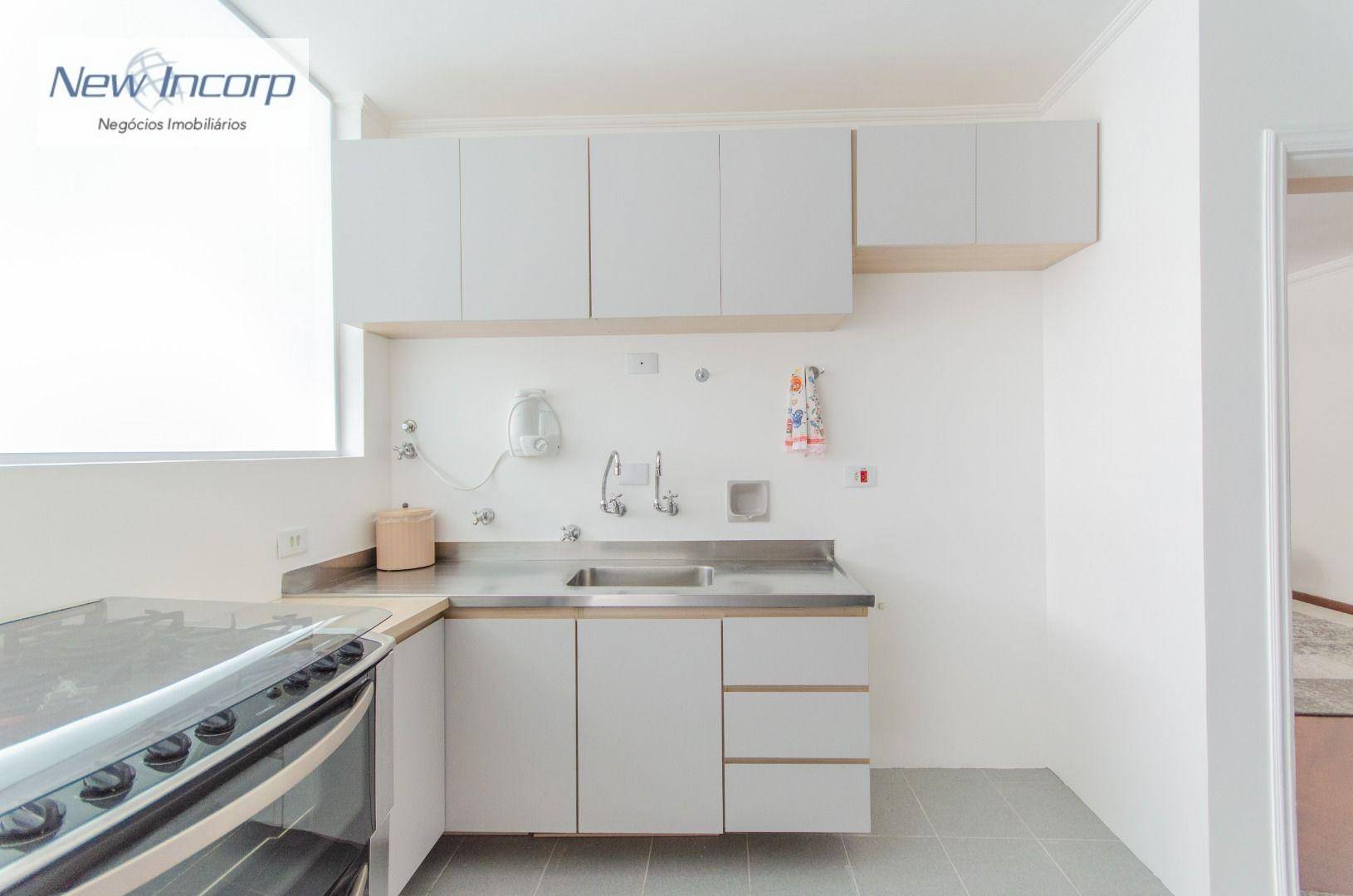 Apartamento para alugar com 3 quartos, 120m² - Foto 11